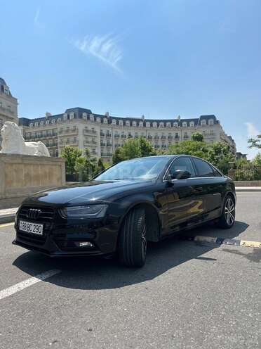 Audi A4-2