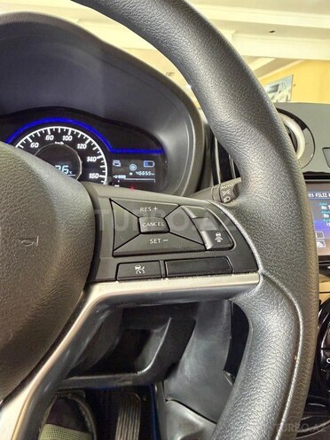 Nissan Note-21