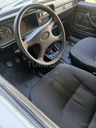 LADA (VAZ) 2107-8