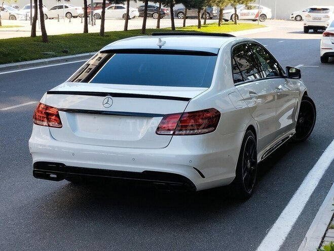 Mercedes E 250-6