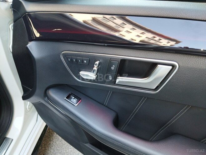 Mercedes E 250-8