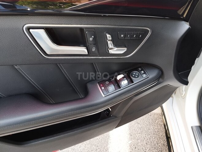 Mercedes E 250-16