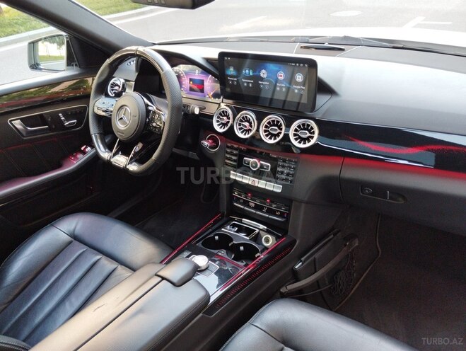 Mercedes E 250-9