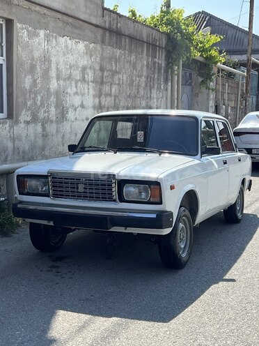 LADA (VAZ) 2107-8