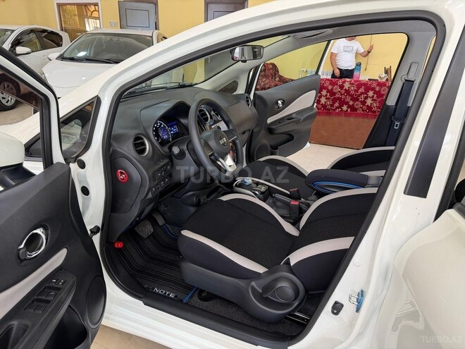 Nissan Note-16
