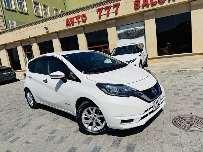 Nissan Note-2