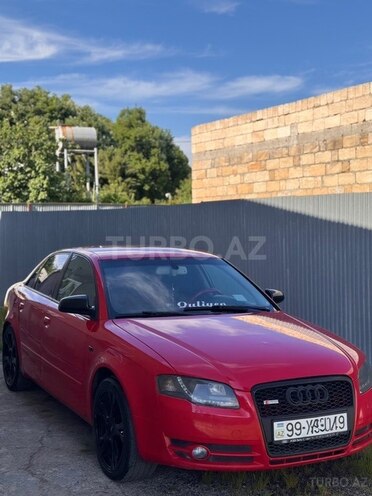 Audi A4-2