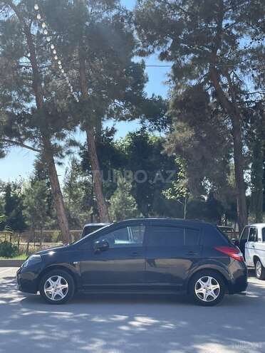 Nissan Tiida-3