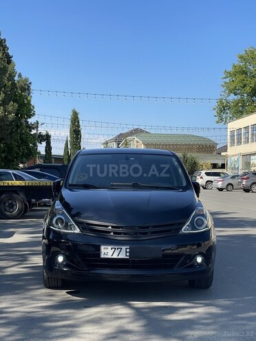 Nissan Tiida-1