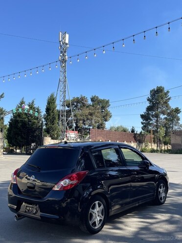 Nissan Tiida-7