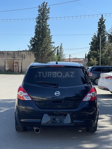 Nissan Tiida-6