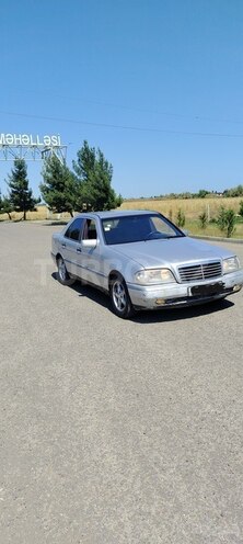Mercedes C 180-7
