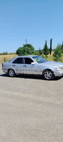 Mercedes C 180-5