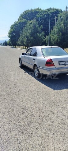 Mercedes C 180-9