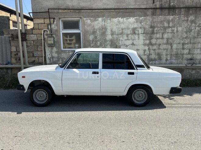 LADA (VAZ) 2107-3