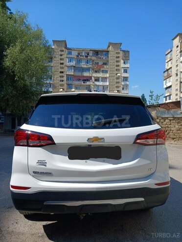 Chevrolet Equinox-4