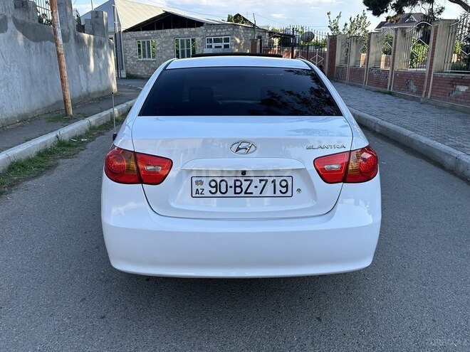 Hyundai Elantra-6