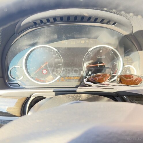 BMW 525-10