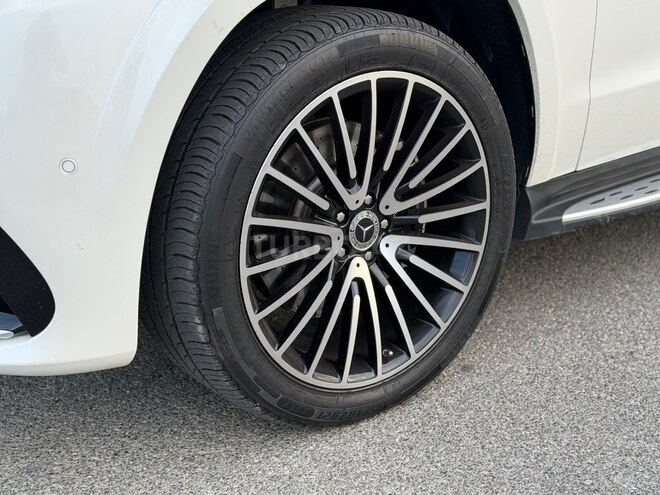 Mercedes GL 550 4MATIC-7