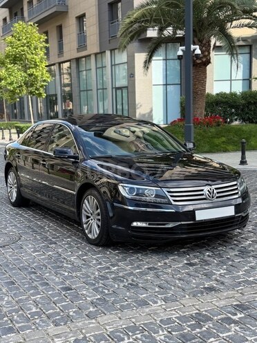 Volkswagen Phaeton-1