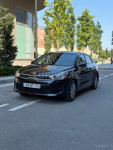Kia Rio-1