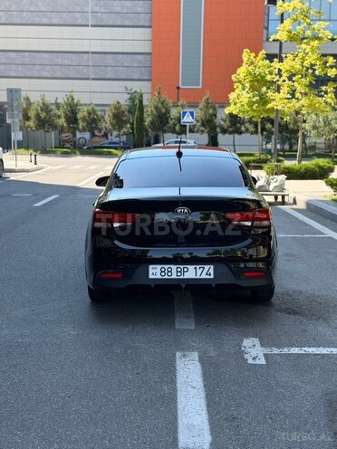 Kia Rio-8