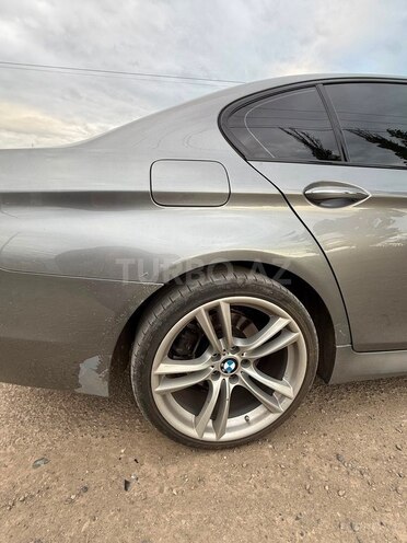 BMW 520d-13
