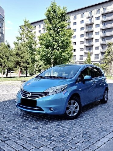 Nissan Note-4