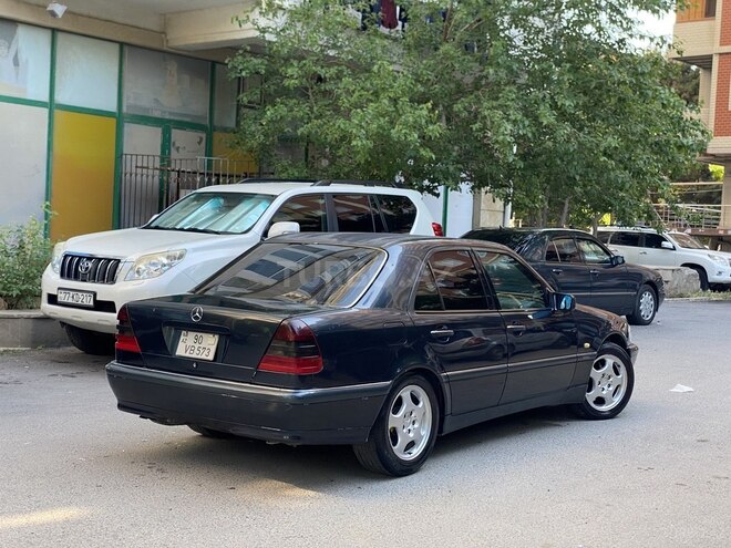 Mercedes C 240-7