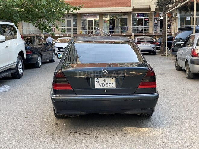 Mercedes C 240-2