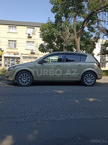 Opel Astra-2