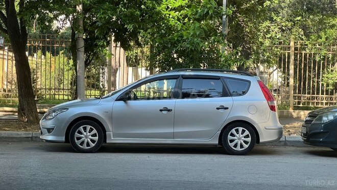 Hyundai i30-2