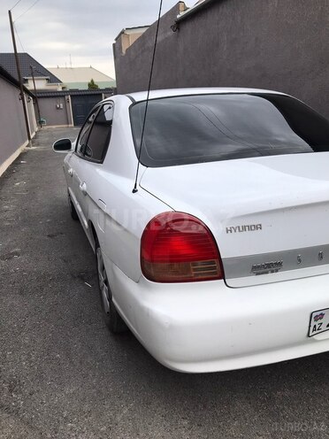 Hyundai Sonata-3