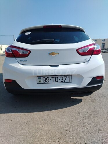 Chevrolet Cruze-2