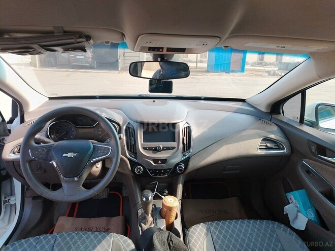 Chevrolet Cruze-3