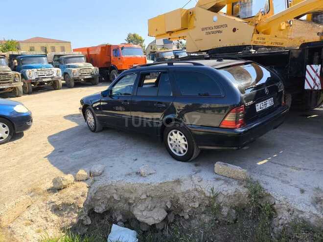 Mercedes C 230-7