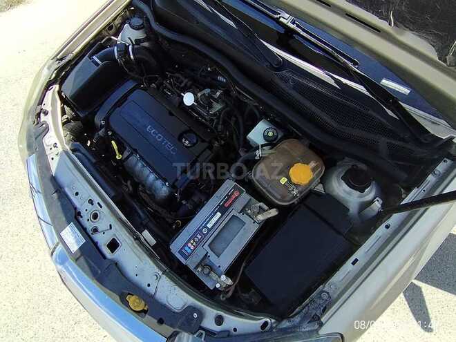 Opel Astra-10