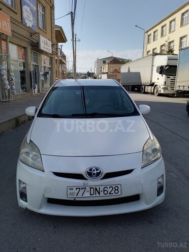 Toyota Prius-1