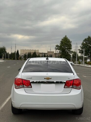 Chevrolet Cruze-2