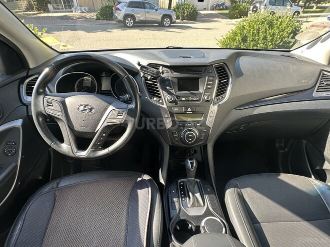 Hyundai Santa Fe-3