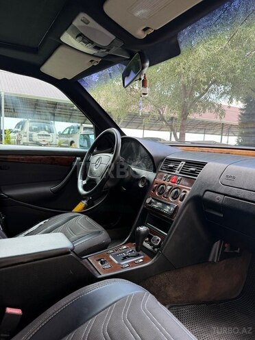 Mercedes C 240-7