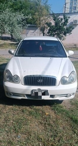 Hyundai Sonata-1