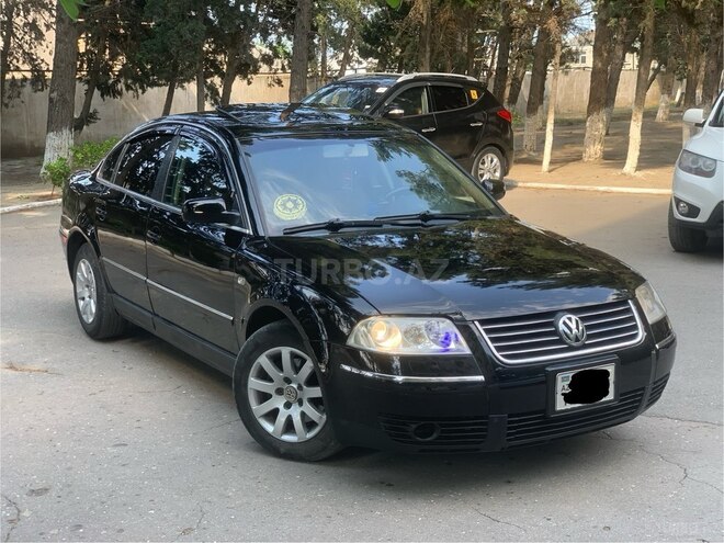 Volkswagen Passat-8