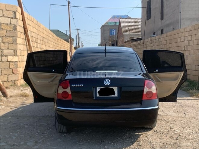 Volkswagen Passat-2