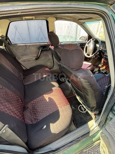 Opel Vectra-7