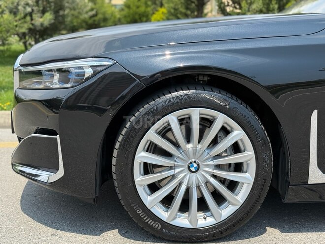 BMW 740-7