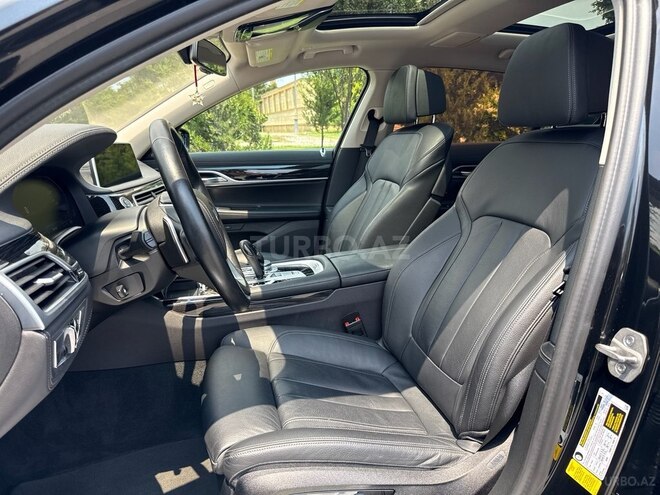 BMW 740-9