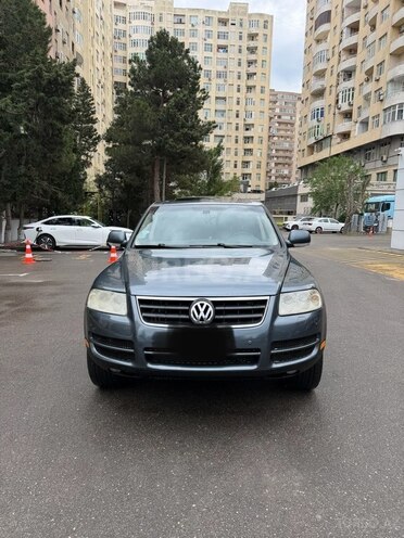 Volkswagen Touareg-1