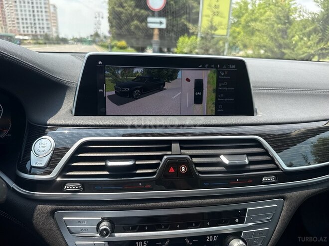 BMW 740-17