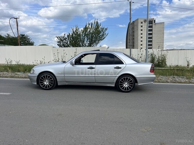 Mercedes C 180-16